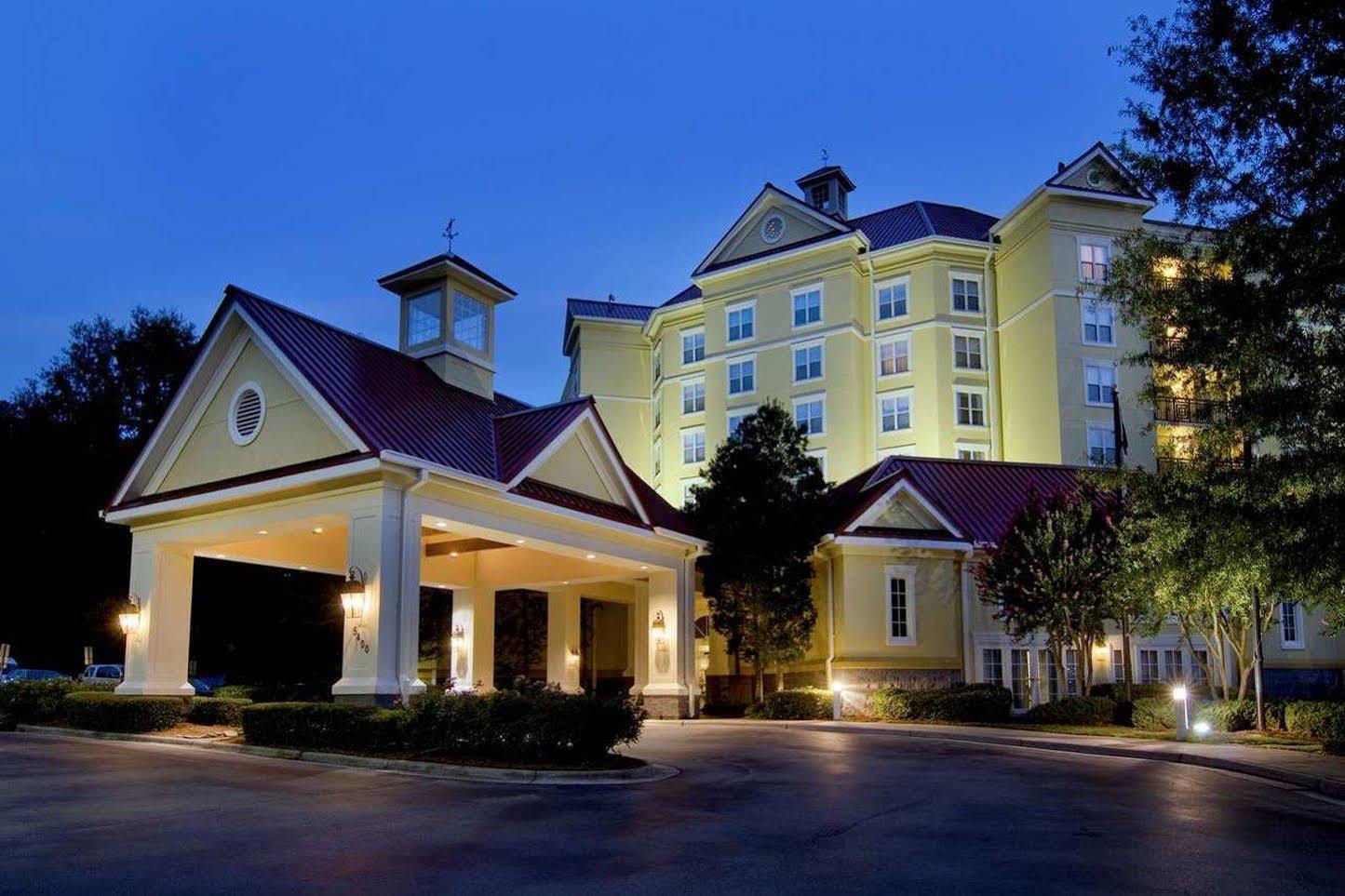 Fairfield & Crabtree Valley Hotel 3*