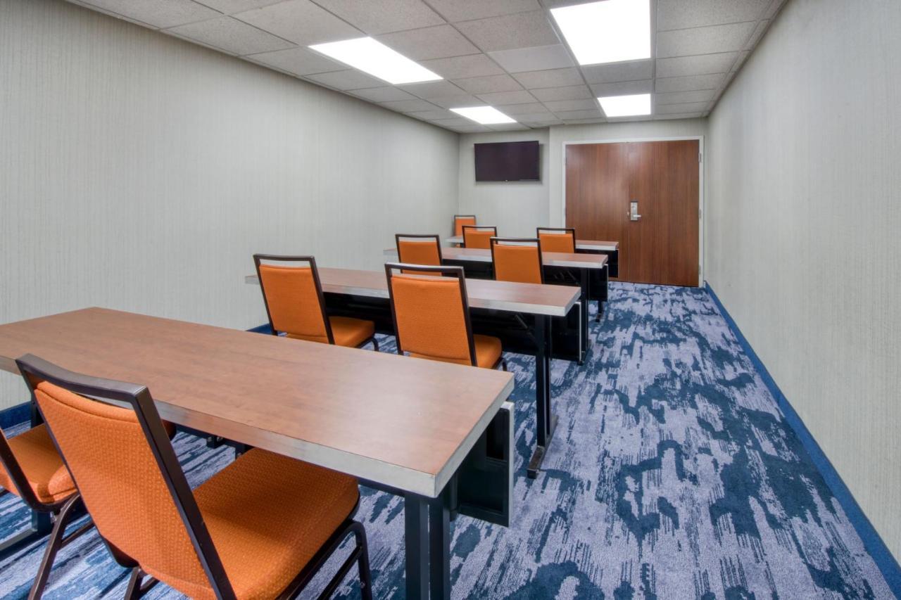 Fairfield Inn&suites Crabtree Valley 3*